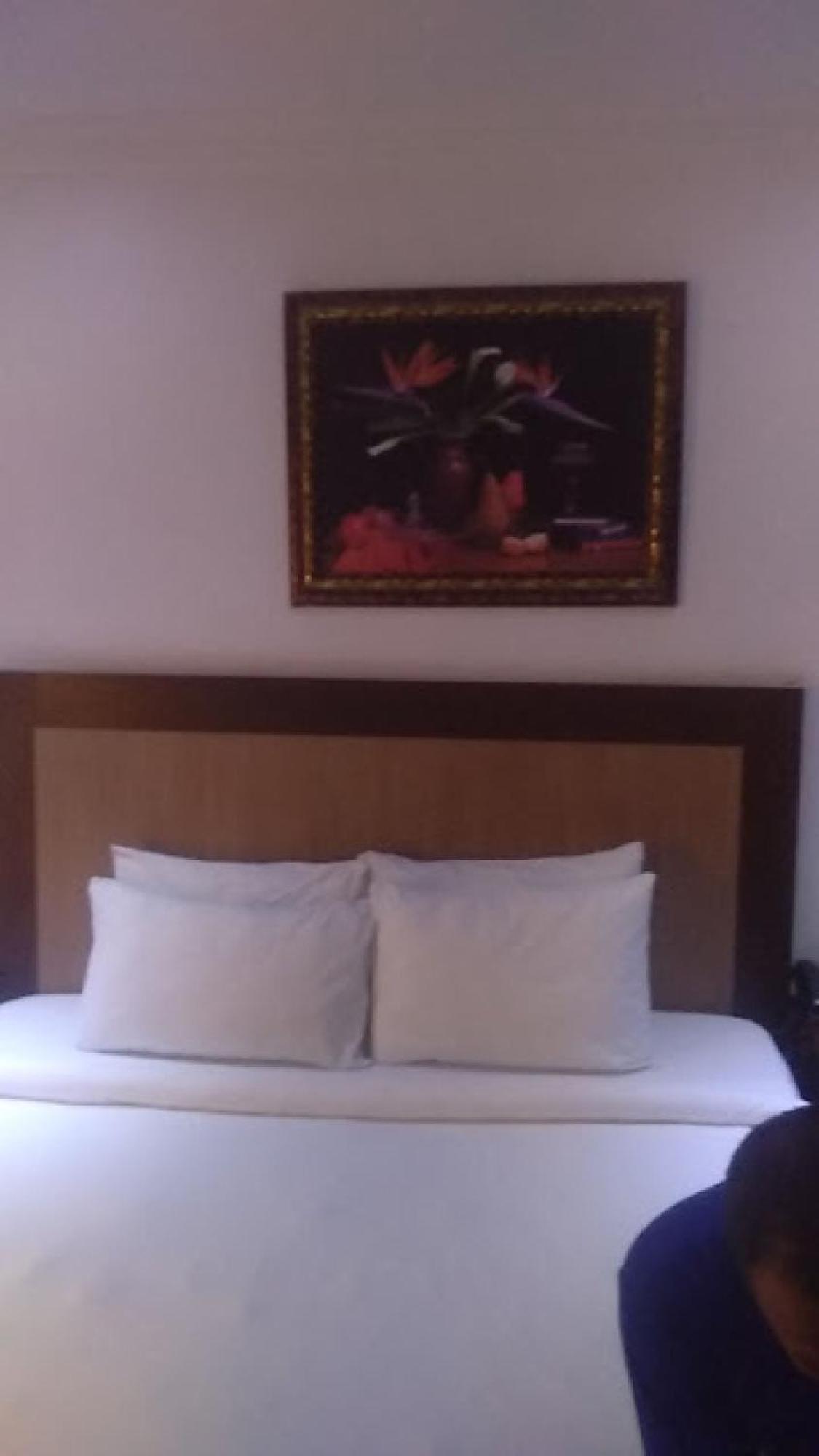 Room In Bb - Immaculate Royal International Hotel Owerri Buitenkant foto